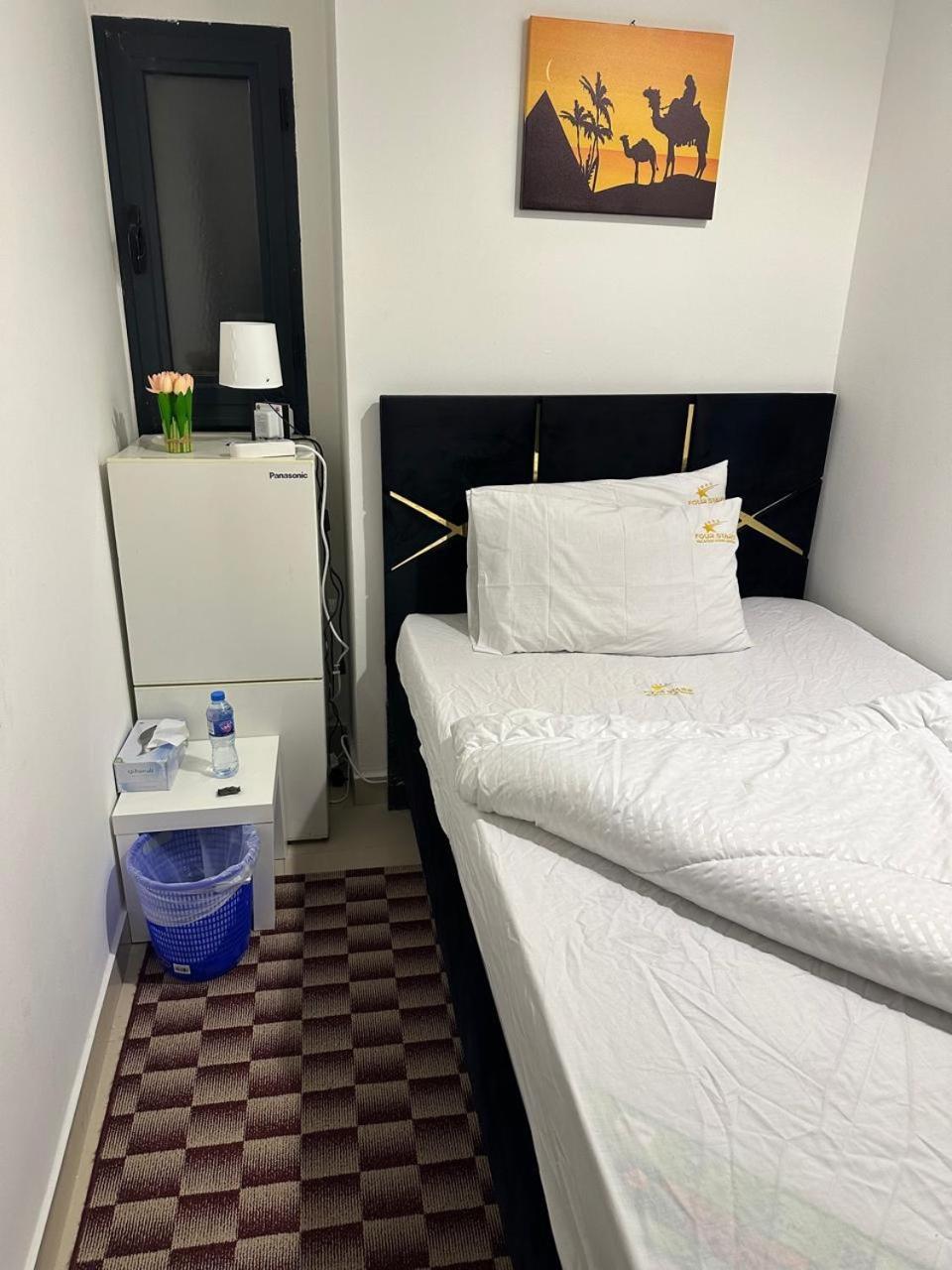 דובאי Four Stars Hostel מראה חיצוני תמונה